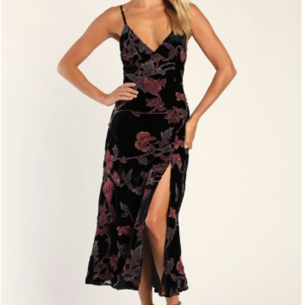 Lulu's "Divine Allure Black Floral Burnout Velvet Midi Dress" Large, New w/tags!